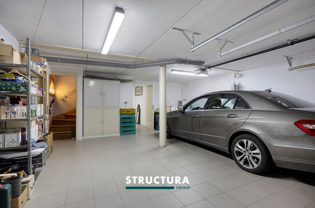 Villa te koop in STROMBEEK-BEVER