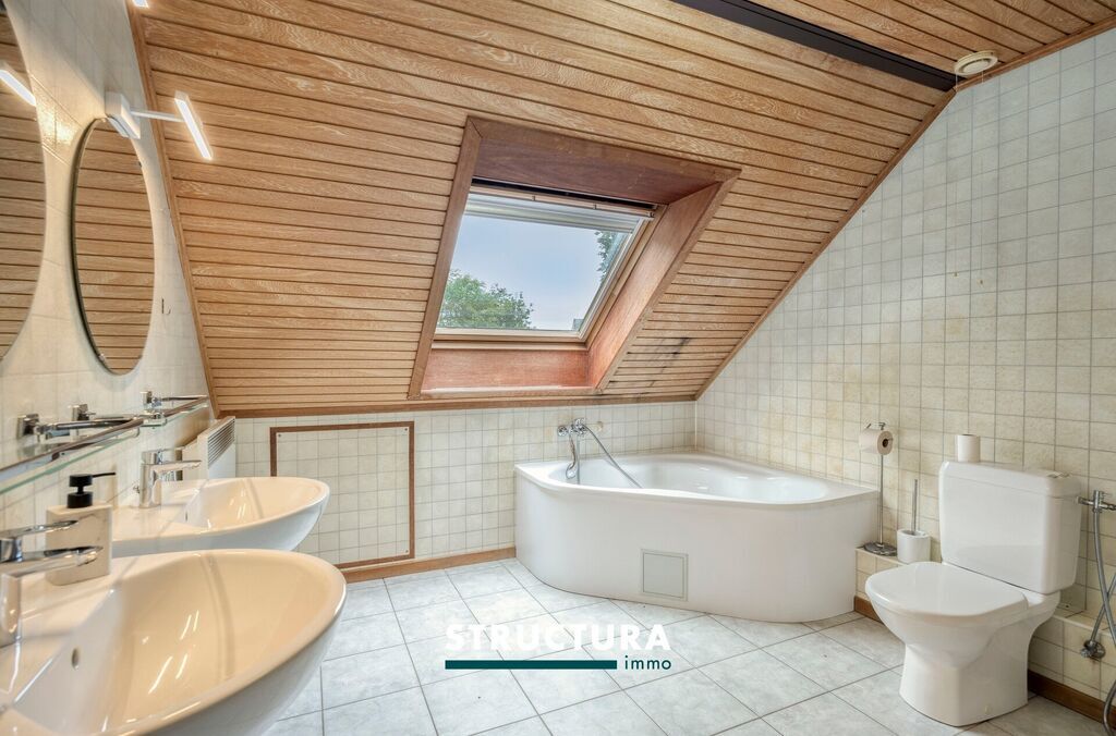 Villa te koop in ZELLIK