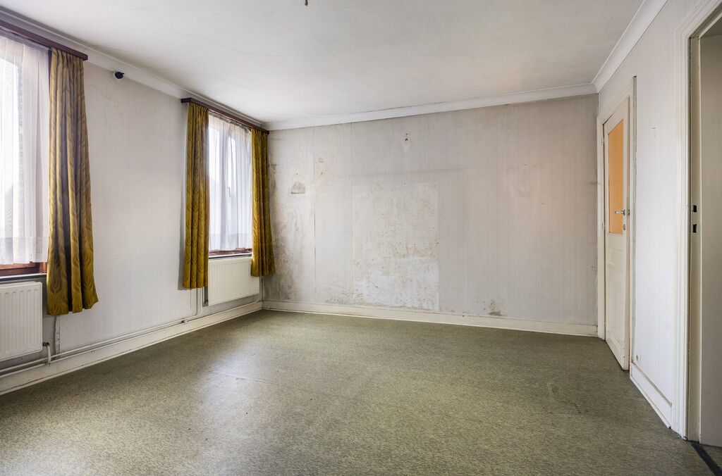 Woning met loods te koop in KAPELLE-OP-DEN-BOS