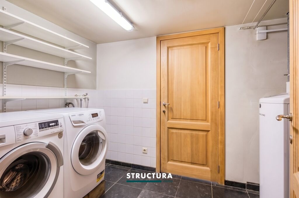 Woning met loods te koop in LEBBEKE