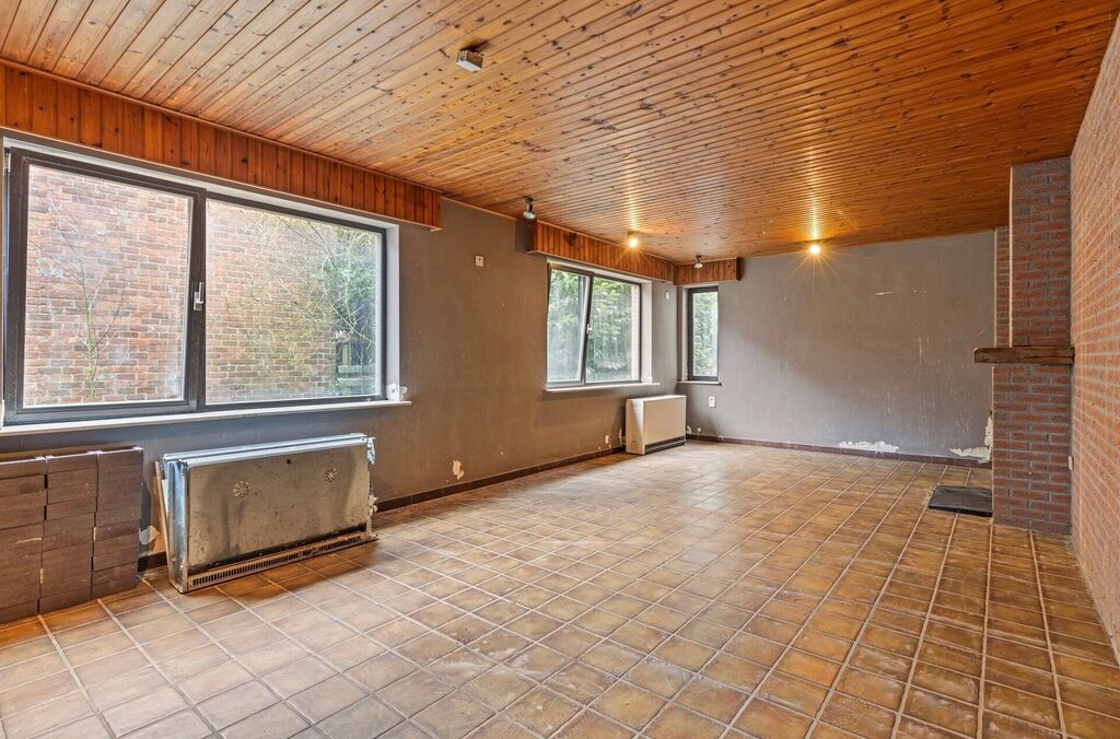 Woning met loods te koop in MERCHTEM