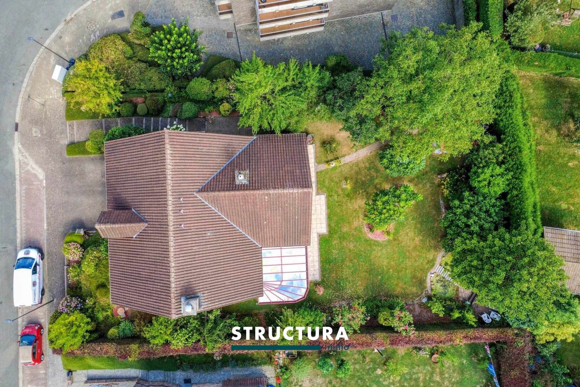 Villa te koop in STROMBEEK-BEVER