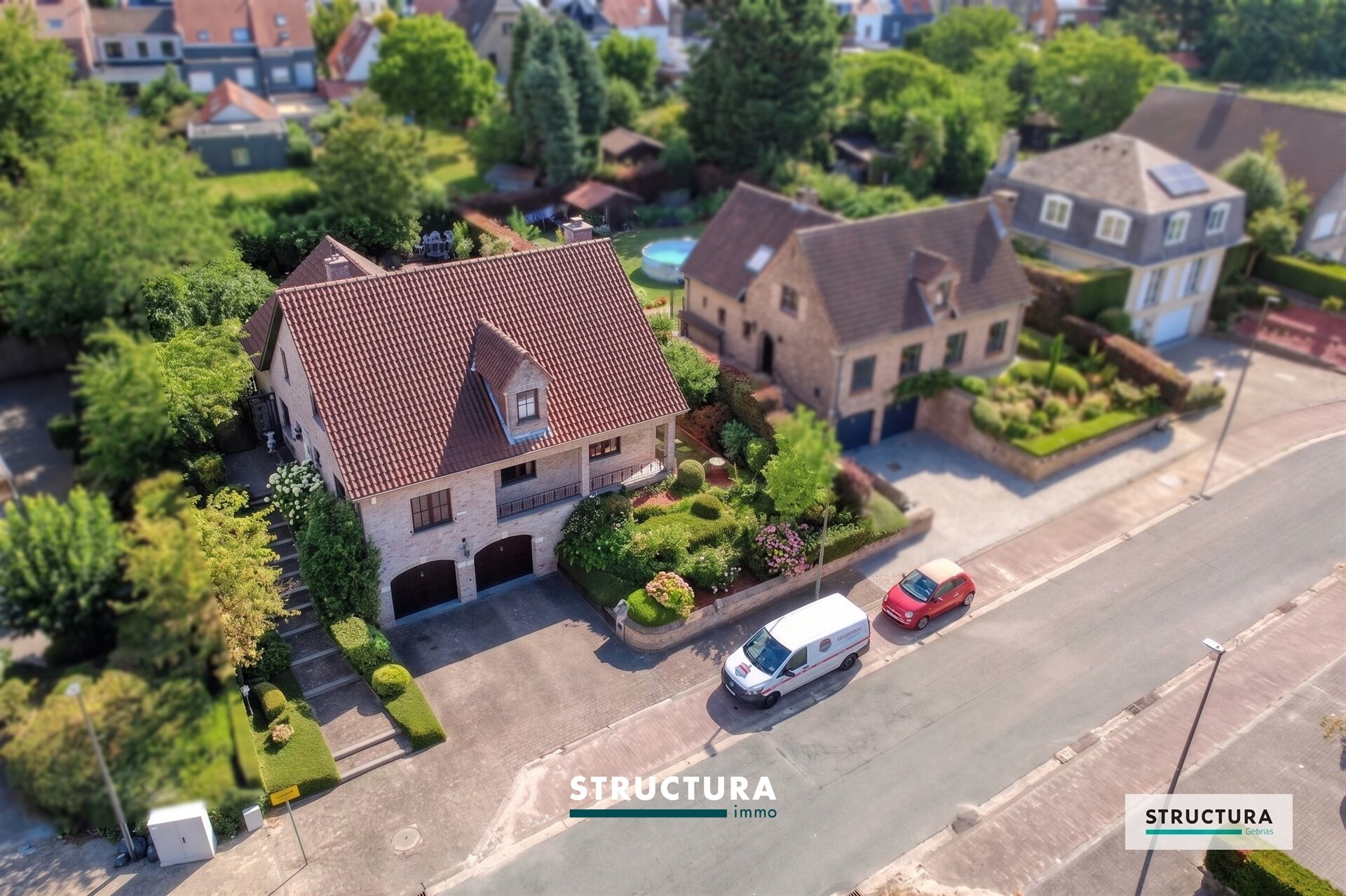 Villa te koop in STROMBEEK-BEVER